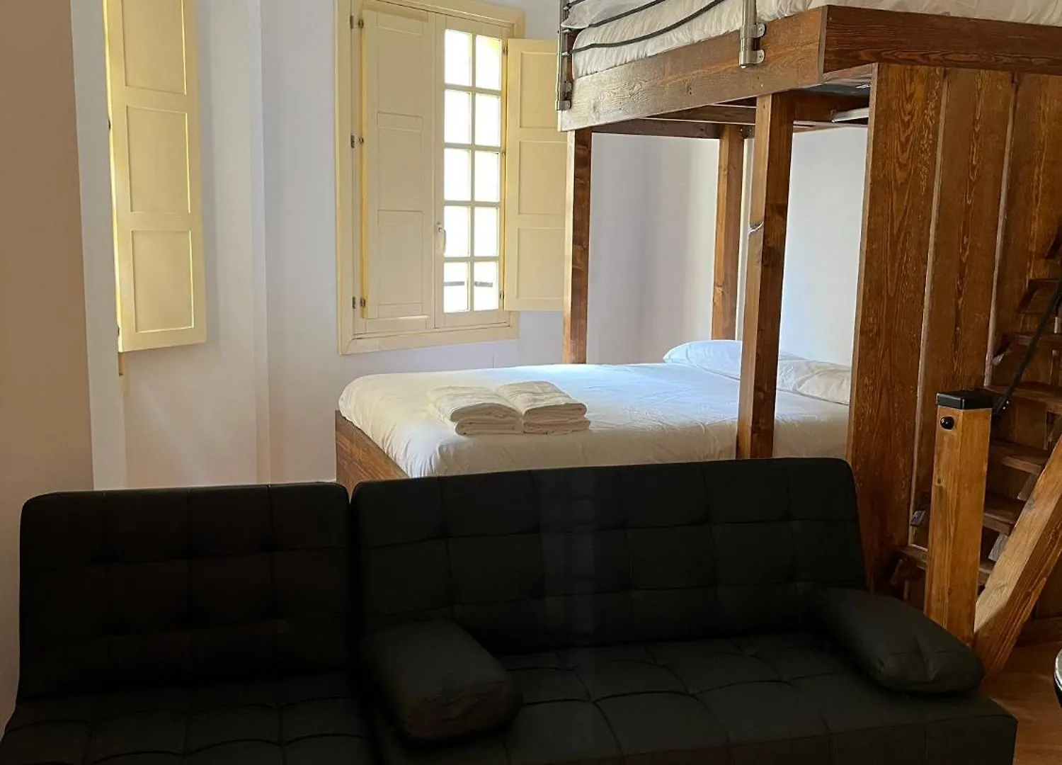Luxury Apartments Chinitas 11 マラガ