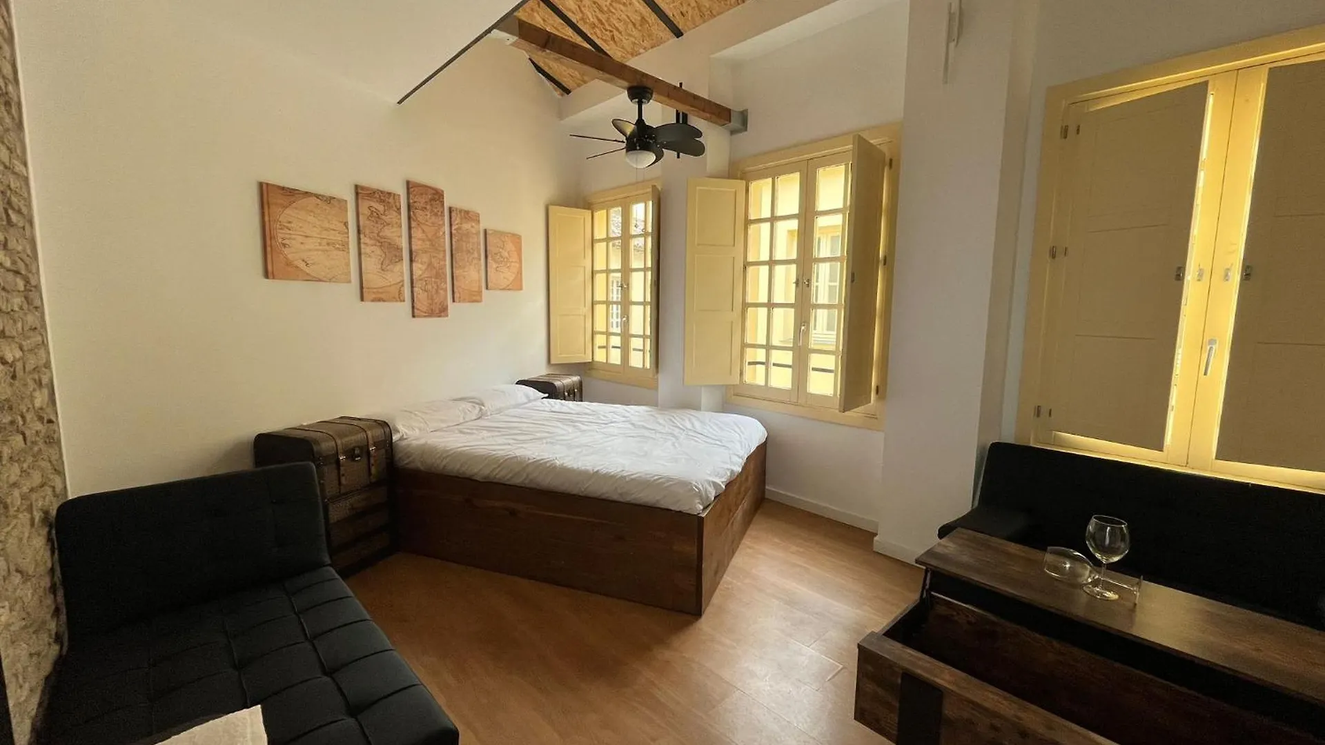 Luxury Apartments Chinitas 11 マラガ