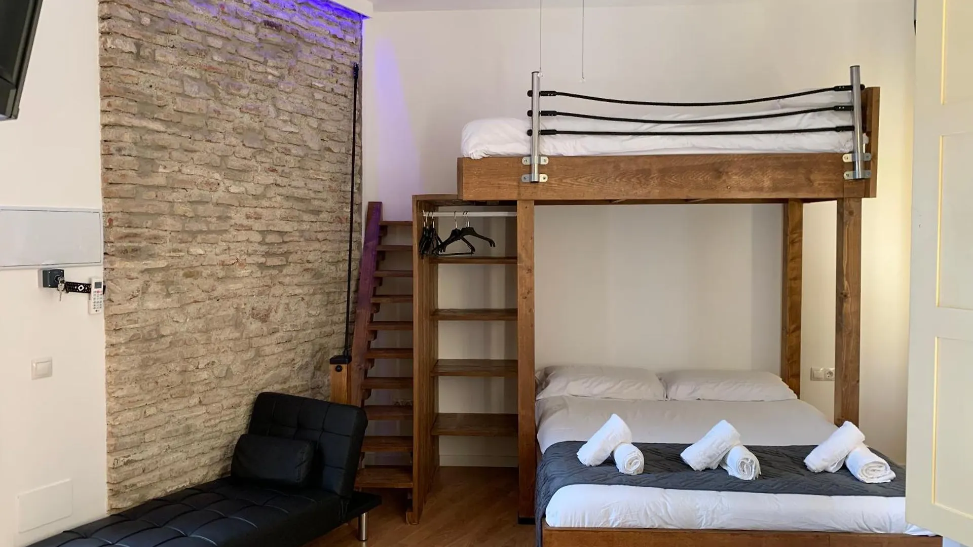 Luxury Apartments Chinitas 11 マラガ スペイン